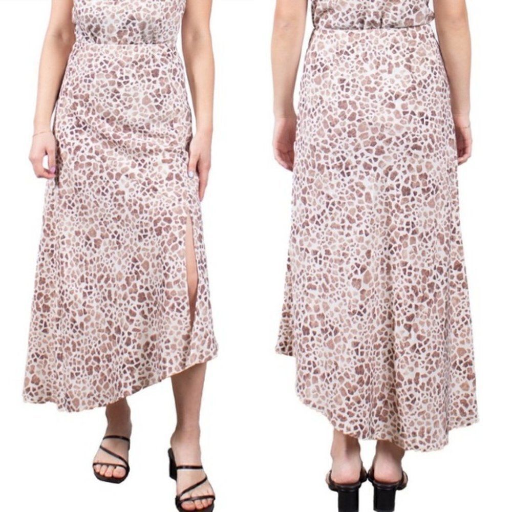 MAUBY Side‎ Slit Satin Midi Skirt, Giraffe Animal Print, Brown/Tan, Small, NWT